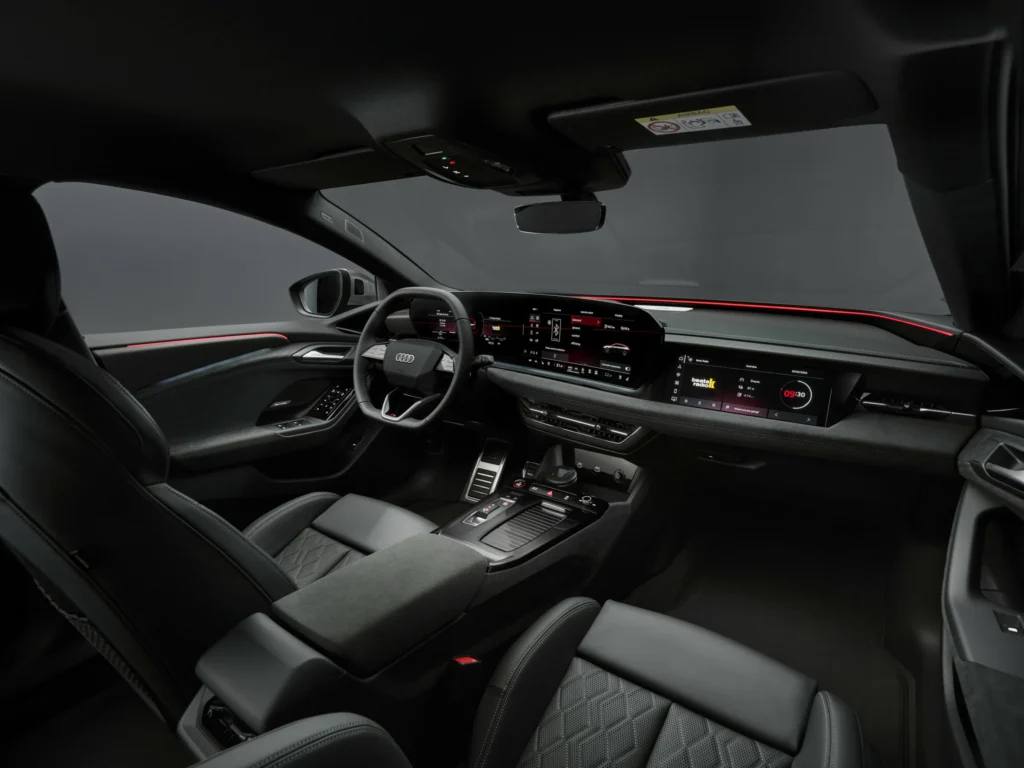 Interior del Audi A6 e-tron.