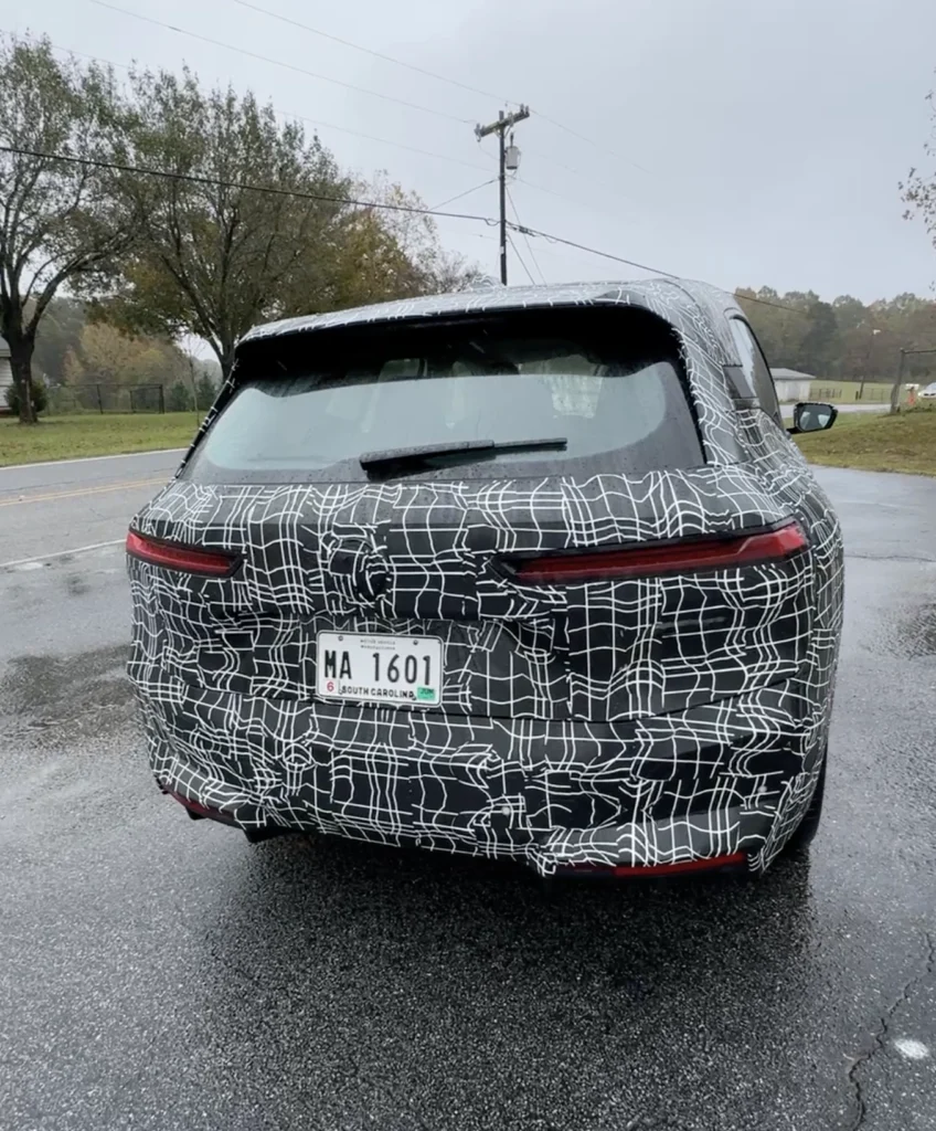  Con mejoras significativas en autonomía, eficiencia y tecnología, esta nueva versión reafirma el compromiso de BMW con la excelencia y la sostenibilidad