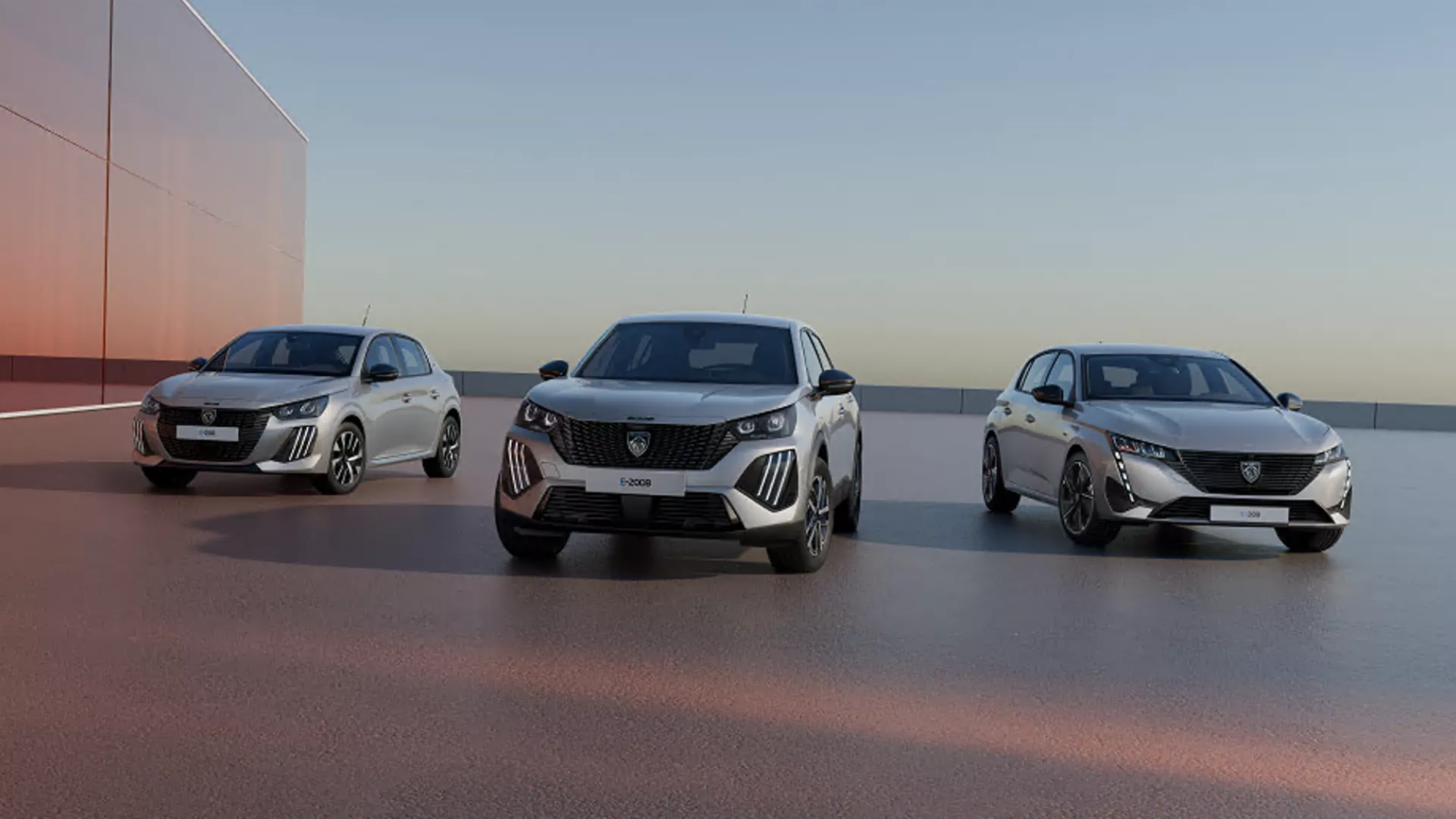 Encuentro generacional: Peugeot E-2008
