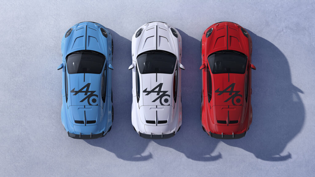 Cada ejemplar del A110 R70 incorpora un techo cuyo logotipo en carbono del 70 aniversario