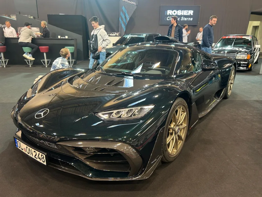 Mercedes AMG ONE mostrado en la feria de Essen 2025
