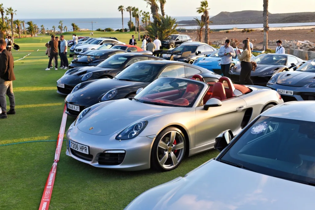 Modelos de Porsche expuestos en Autobello Tenerife