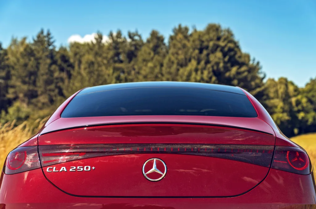 Mercedes CLA 250+ trasera