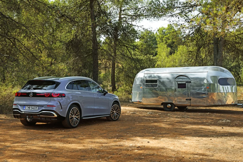 Mercedes GLC con caravana