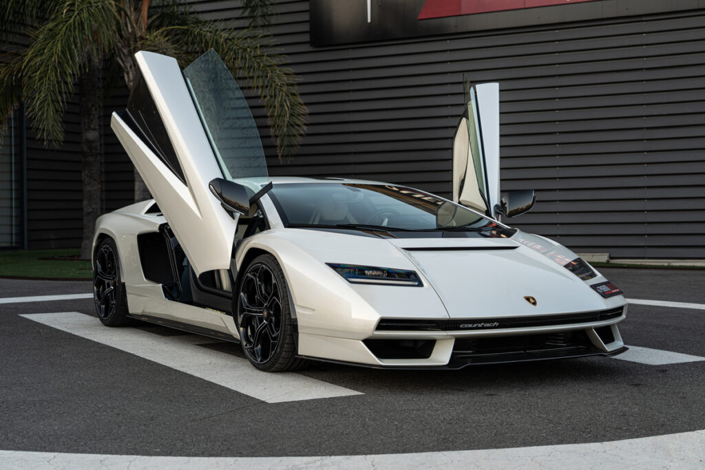 Lamborghini Countach LPI 800-4