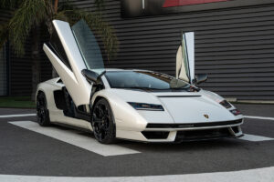 Lamborghini Countach LPI 800-4
