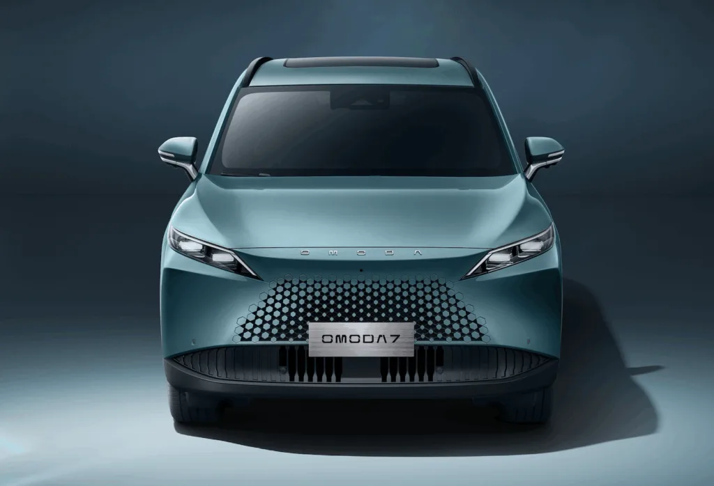 Omoda 7.