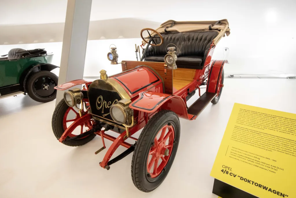 1909 4/8 hp, “Doctors Car”.