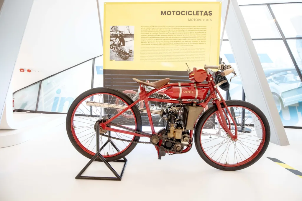1895 Bicicleta Quintuplet.