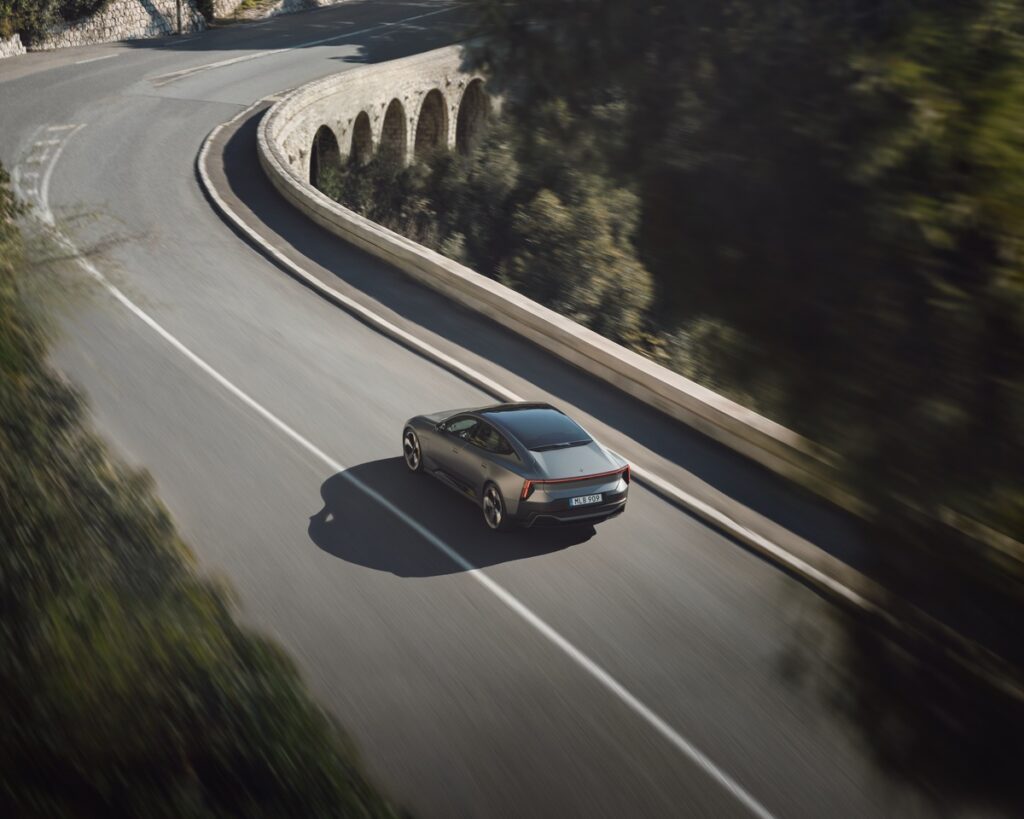 Polestar 5 por carretera