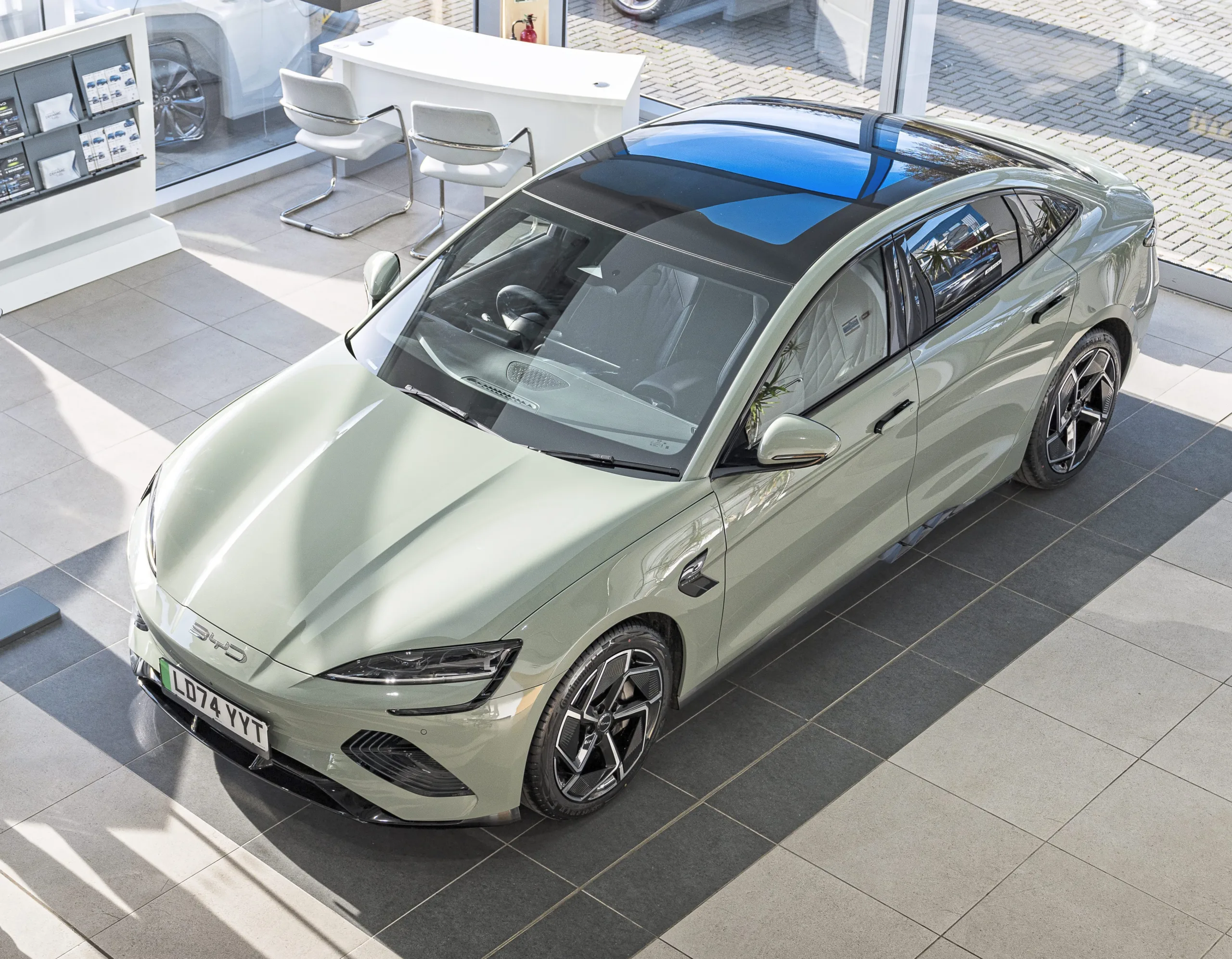 Chinos y PDK: el arma secreta de China Chinos y PDK: el arma secreta de China