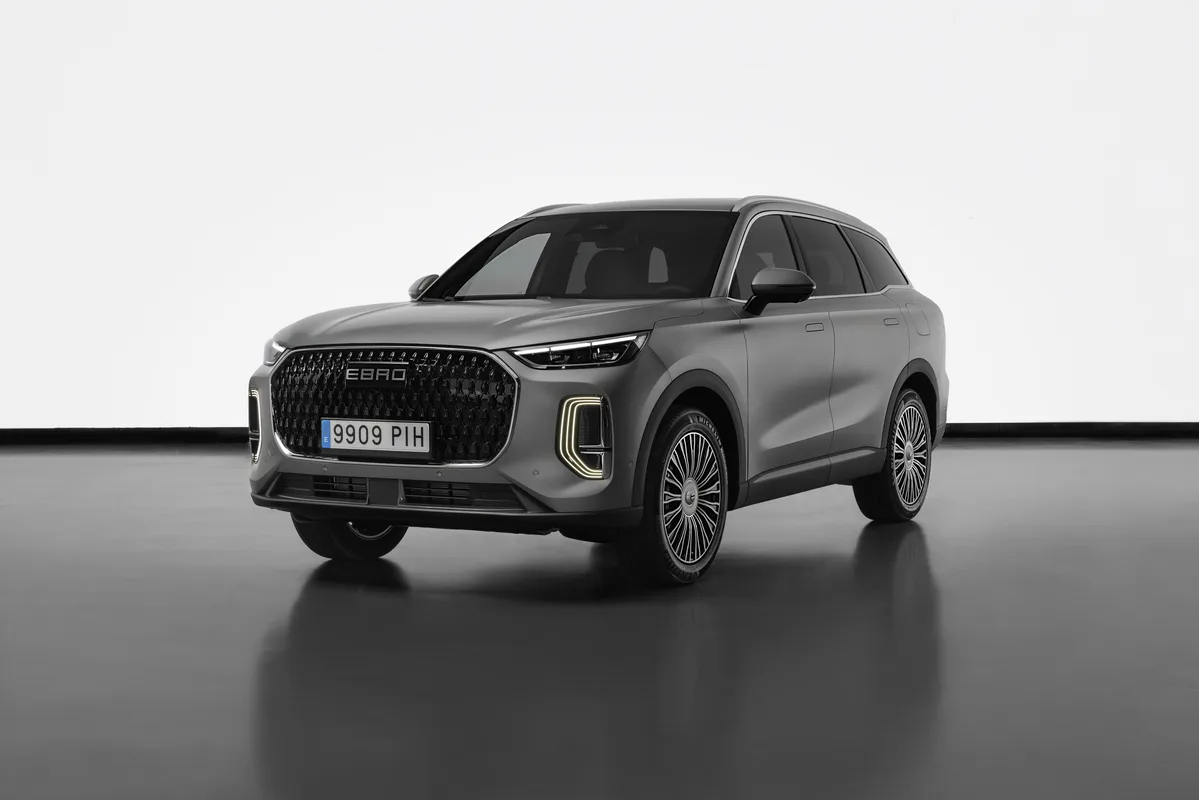 Ebro S900 PHEV: un nuevo referente de movilidad familiar Ebro S900 PHEV: un nuevo referente de movilidad familiar