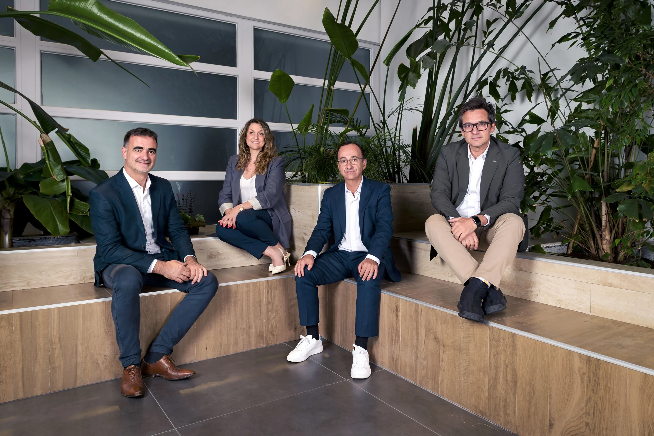 Comité de dirección de Dacia España Comité de dirección de Dacia España