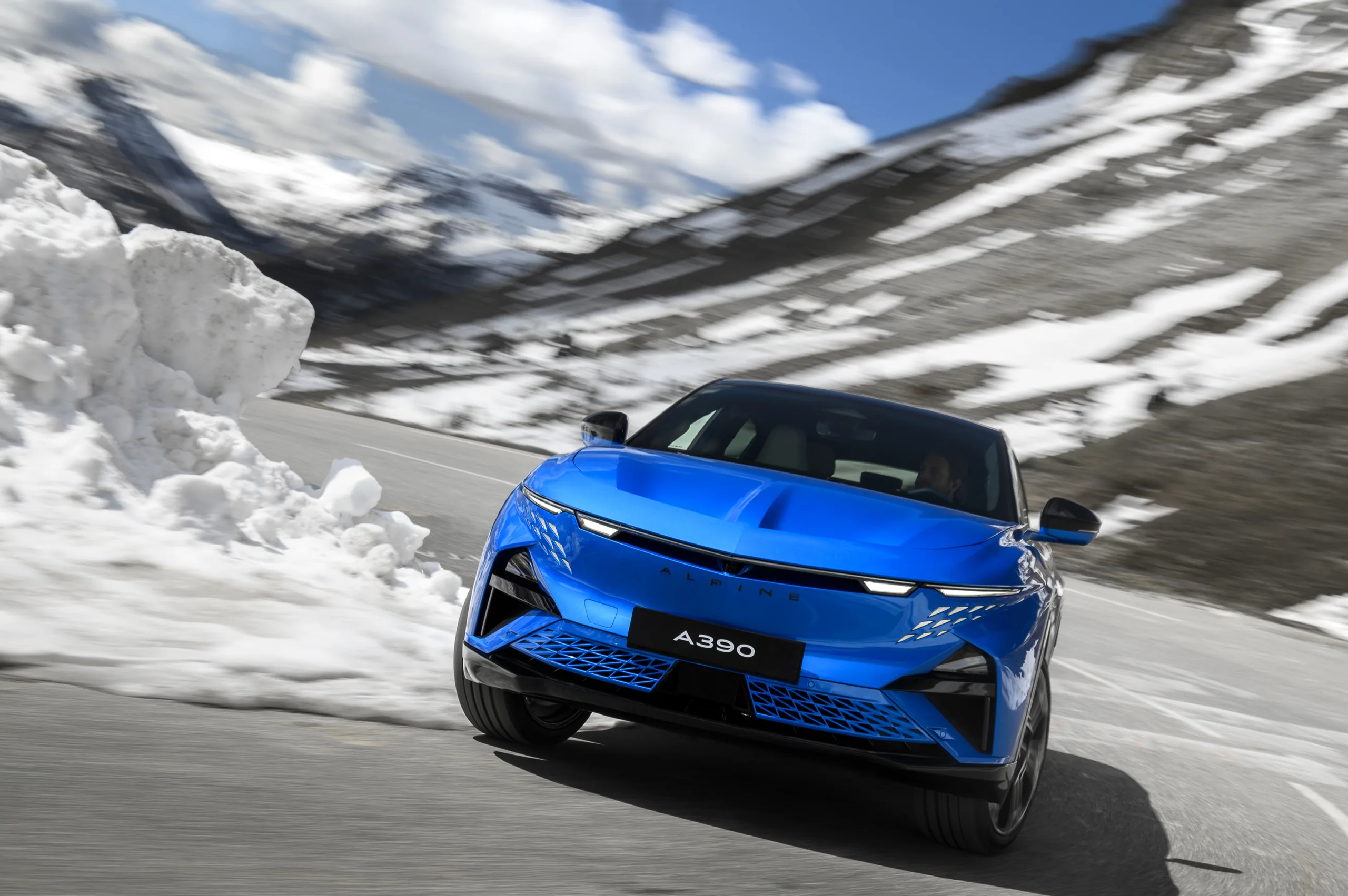 ALPINE A390: active torque vectoring, pura agilidad eléctrica