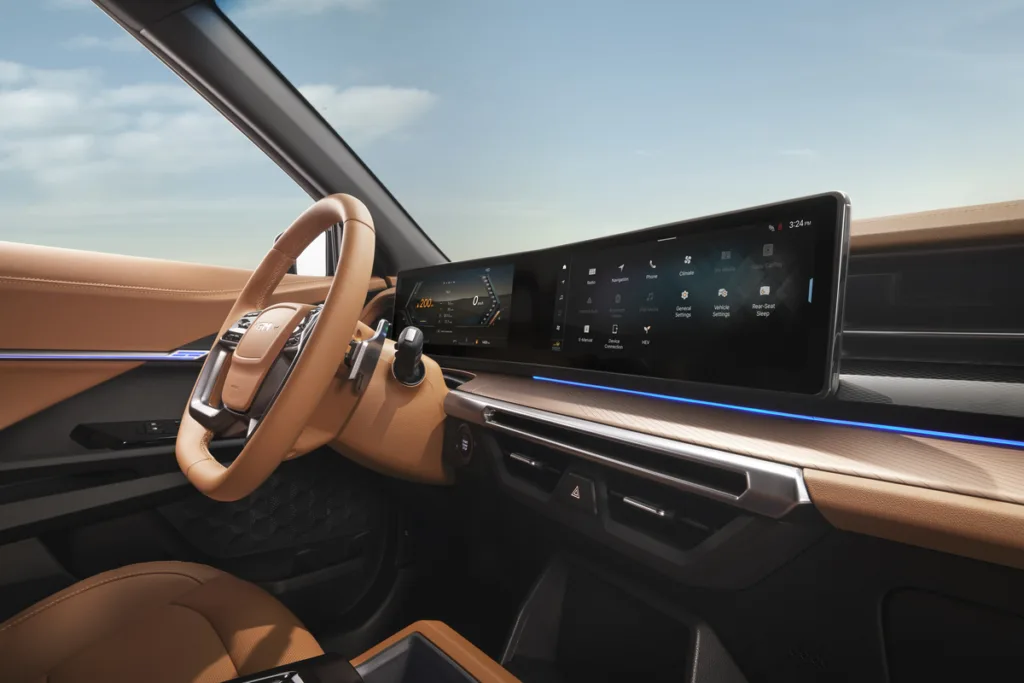 KGM Torres HEV interior