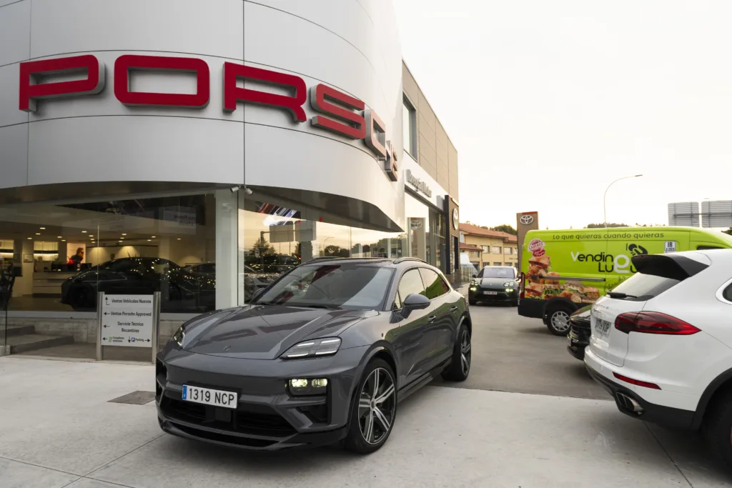 Porsche Macan Electric