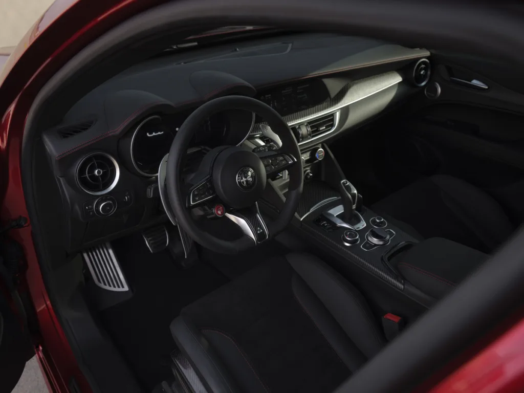 Alfa Romeo Giuilia Quadrifoglio Collezione 