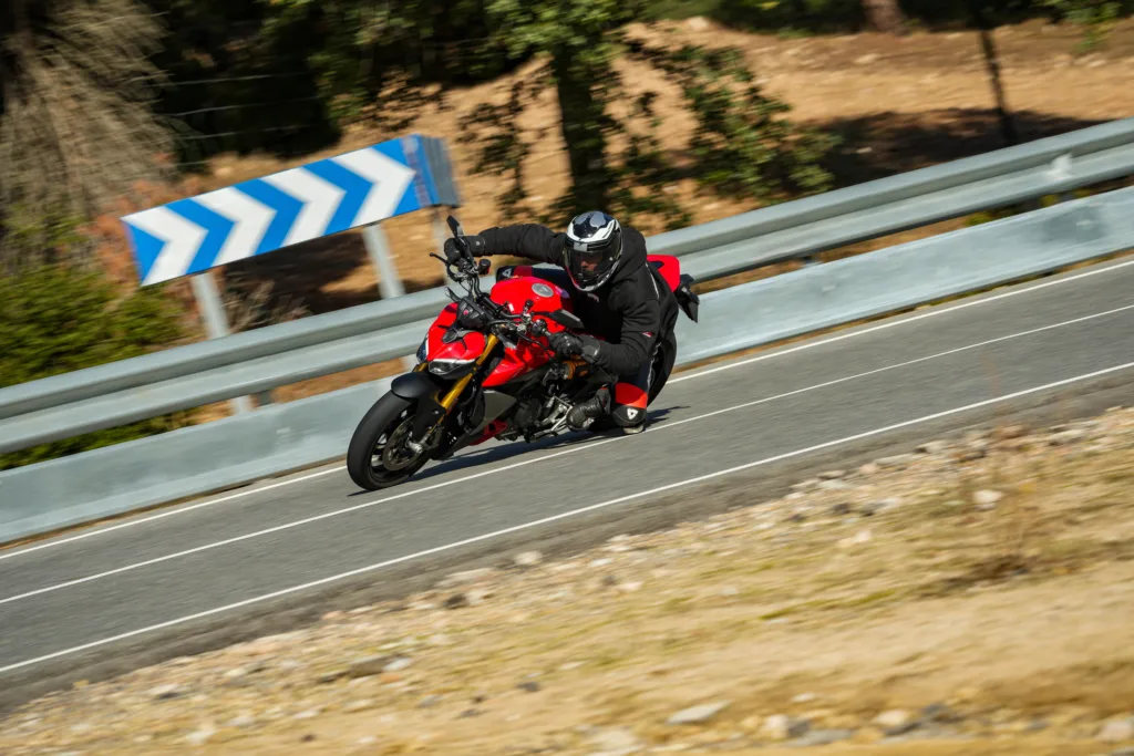 Ducati Panigale V4 R