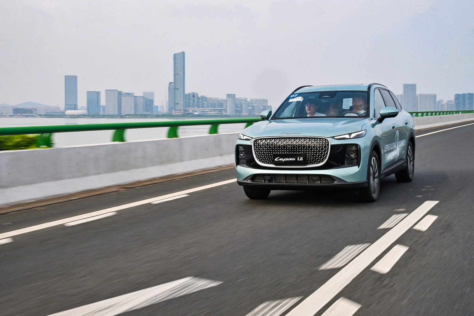 LEPAS L8 en carretera