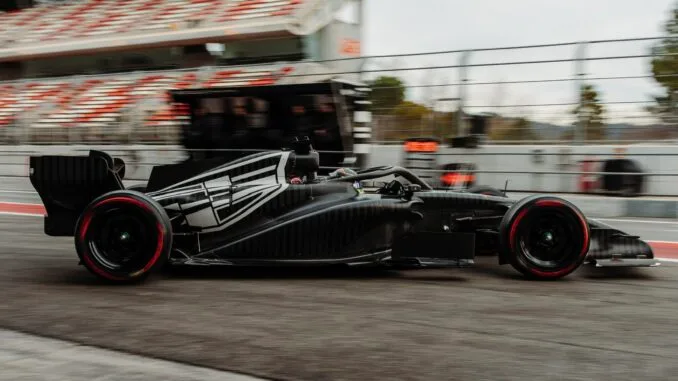 Cadillac F1 fue de los equipos que menos distancia recorrió en Barcelona | Formula 1