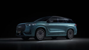 Vista frontal del JAECOO 8 SHS en color Gris Artemis