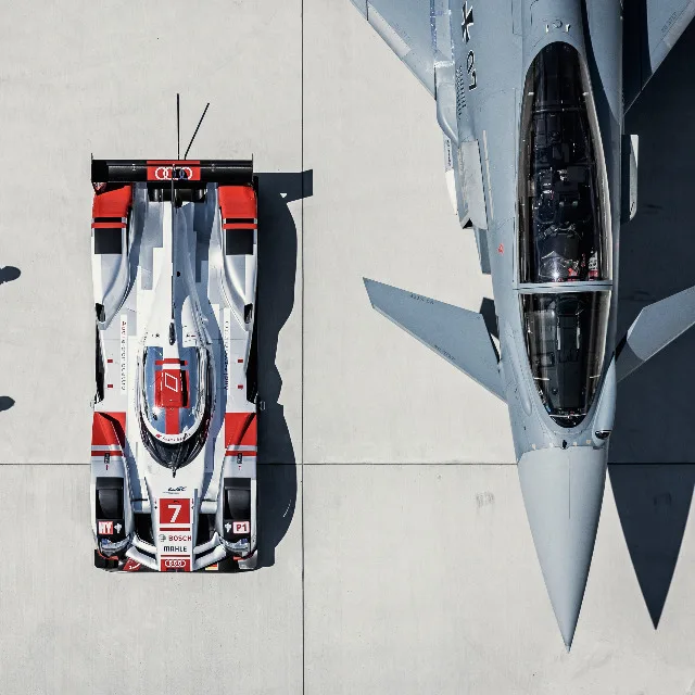 Top 10 deportivos de combate: cuando los supercars se enfrentan a los cazas