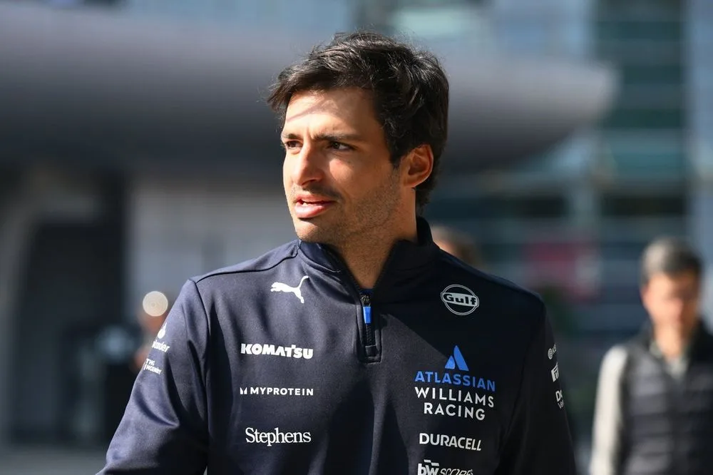 Sainz y el «Shock» de Williams: Crónica de un desastre anunciado desde diciembre