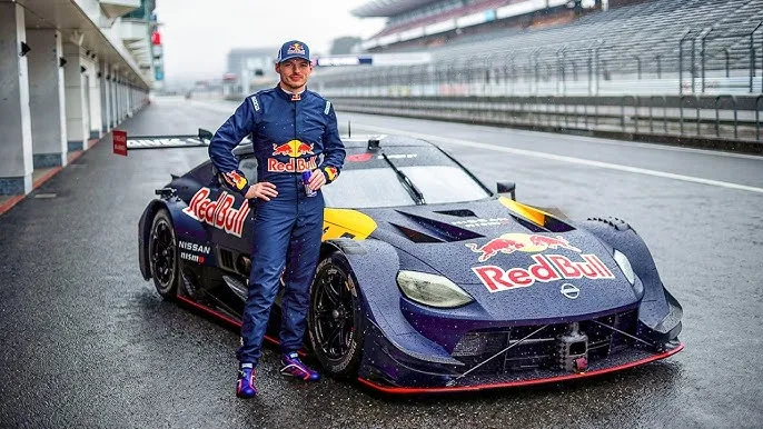 Verstappen destroza el crono en Japón en solo dos vueltas