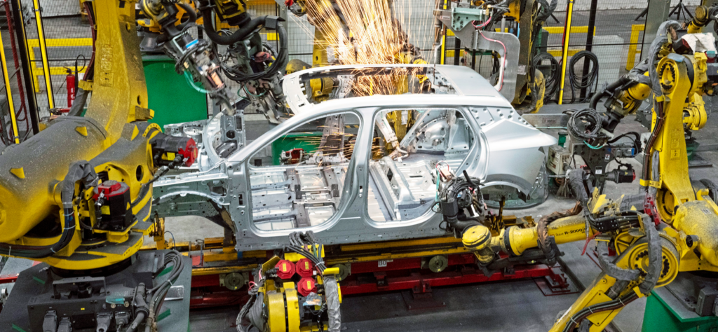 Renault apuesta por eficiencia y volumen en su plan industrial