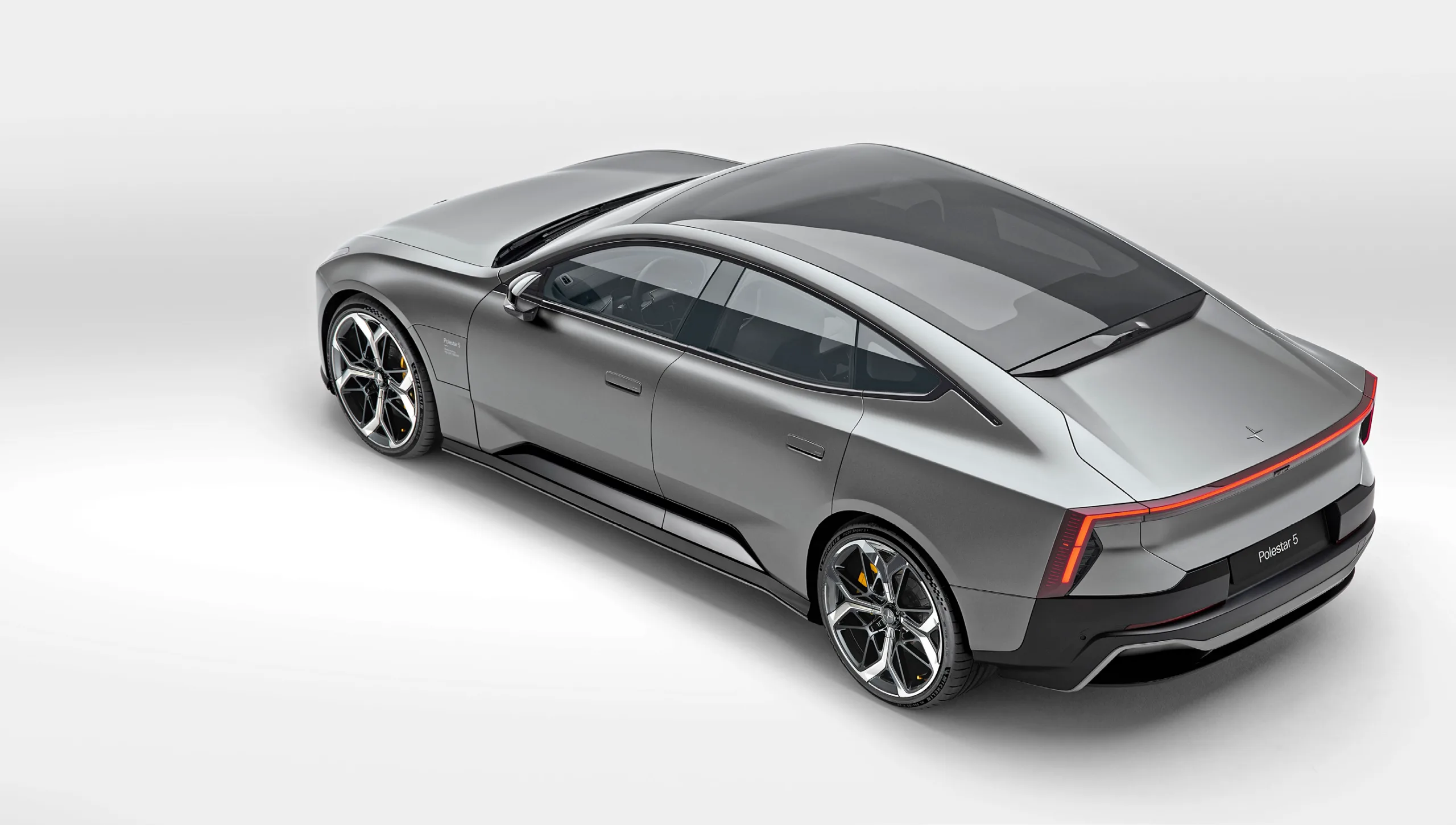 Polestar refuerza su estrategia con modelos generalistas y sostenibles
