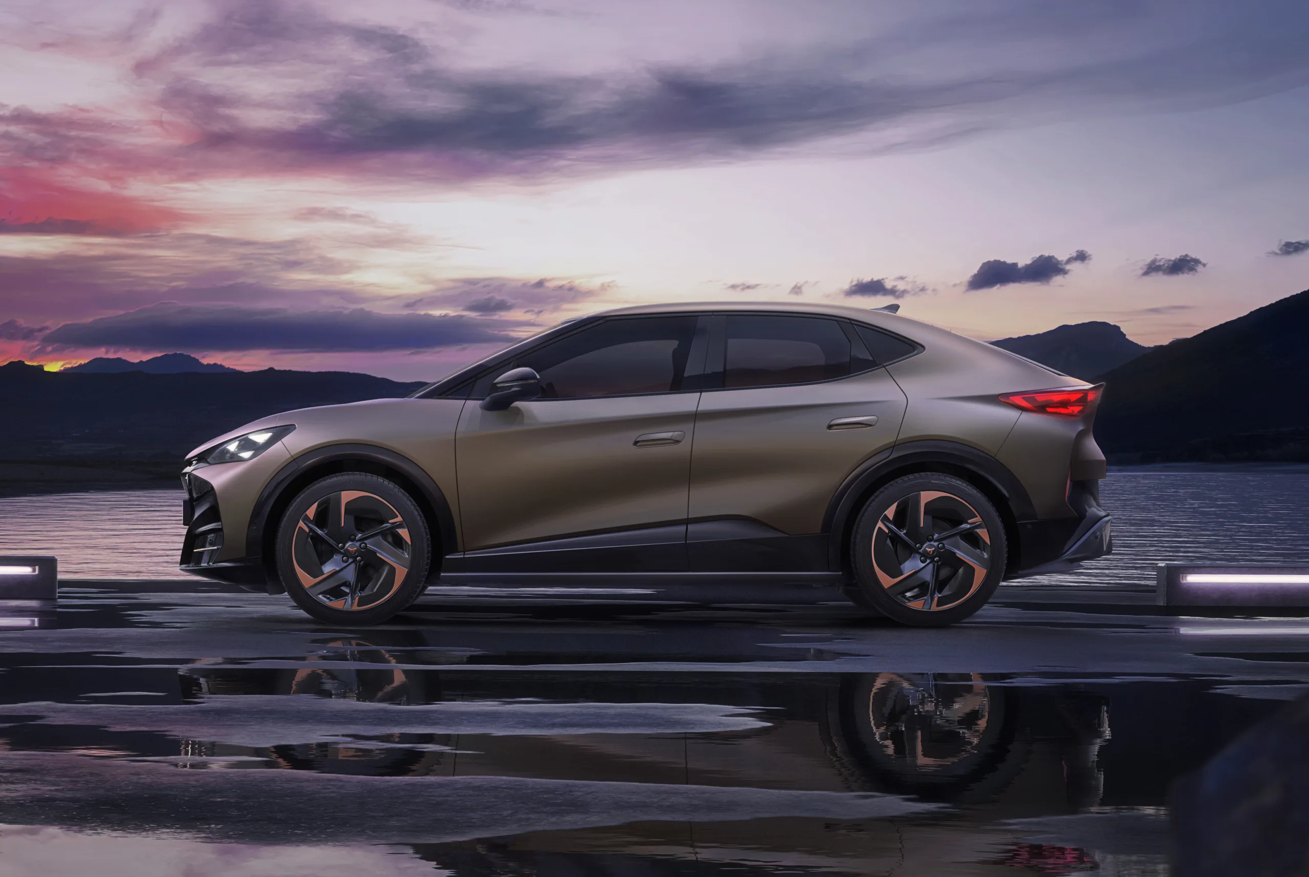 El CUPRA Tavascan ya es más accesible: nueva versión desde 31.455 euros El CUPRA Tavascan ya es más accesible: nueva versión desde 31.455 euros
