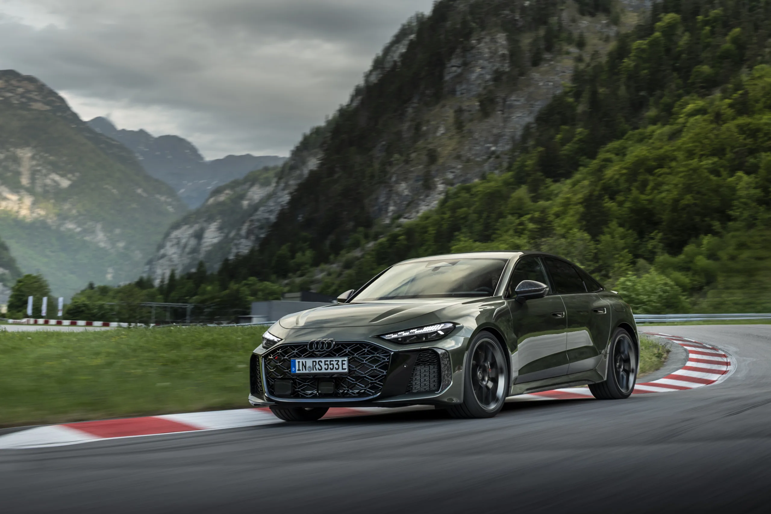 Audi RS 5 enchufable: el primer RS híbrido de la historia Audi RS 5 enchufable: el primer RS híbrido de la historia
