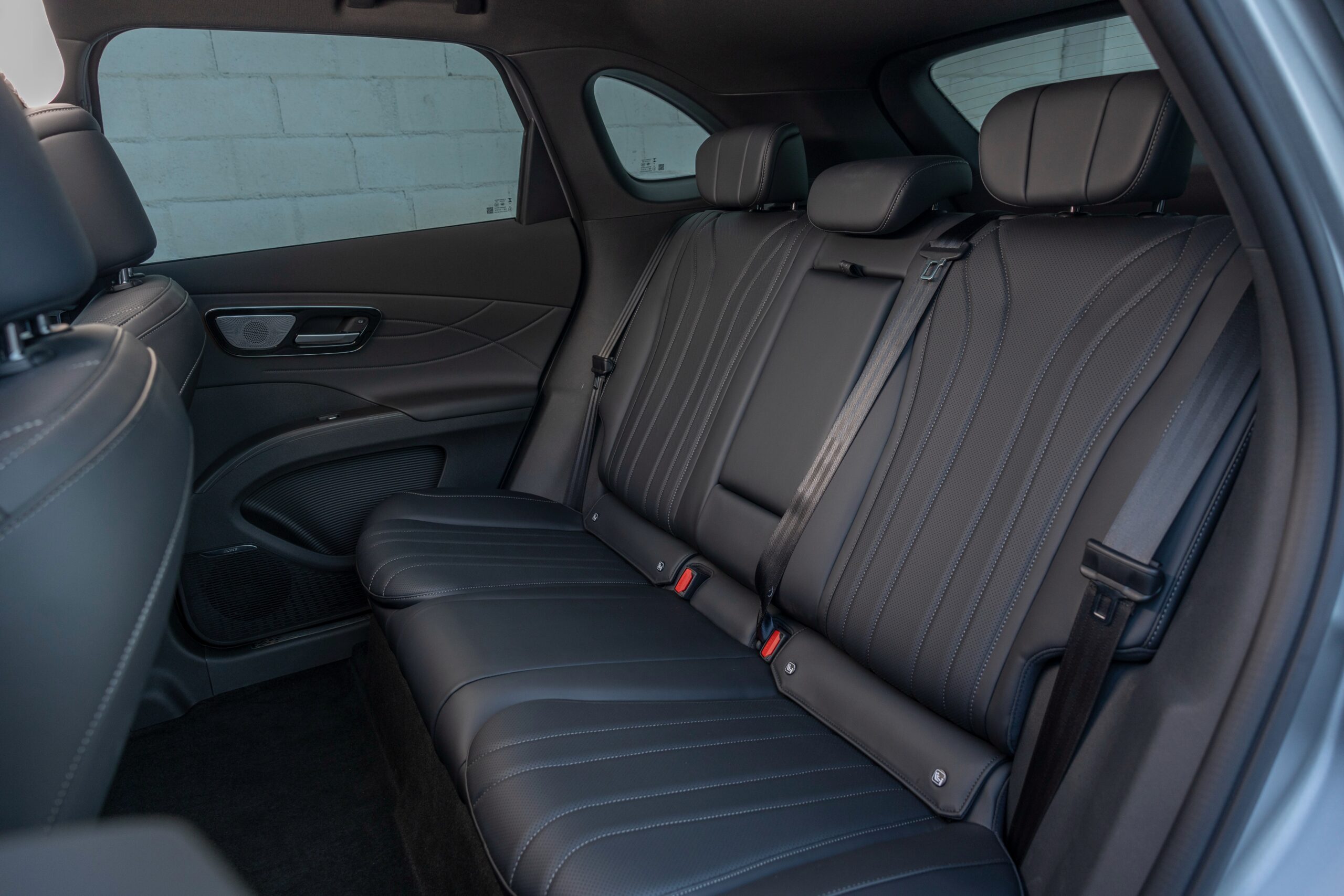 Interior LEPAS L8 Super Hybrid