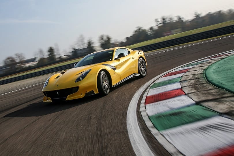 Ferrari F12 TDF: Hecho en Italia, inspirado en Francia