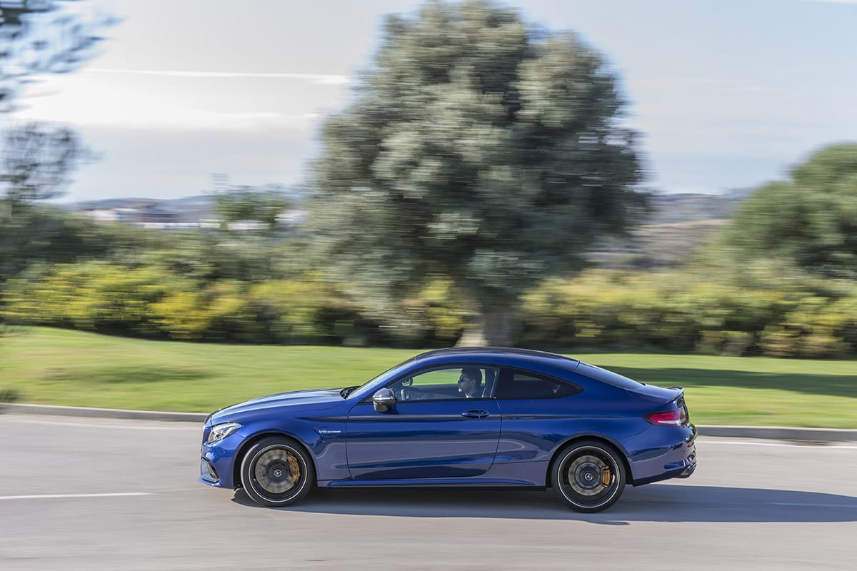 Mercedes-AMG C 63 S Coupe; Fahrvorstellung Malaga 2015; brillantblau ; AMG Nappa schwarz,