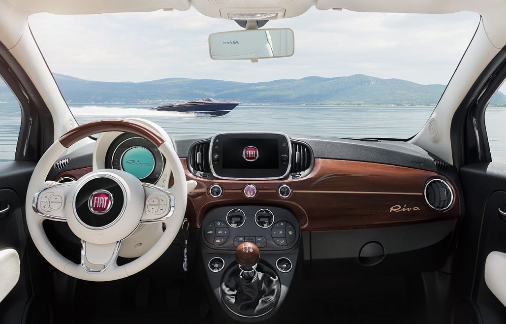 El nuevo «yate» italiano sobre cuatro ruedas: el Fiat 500 Riva