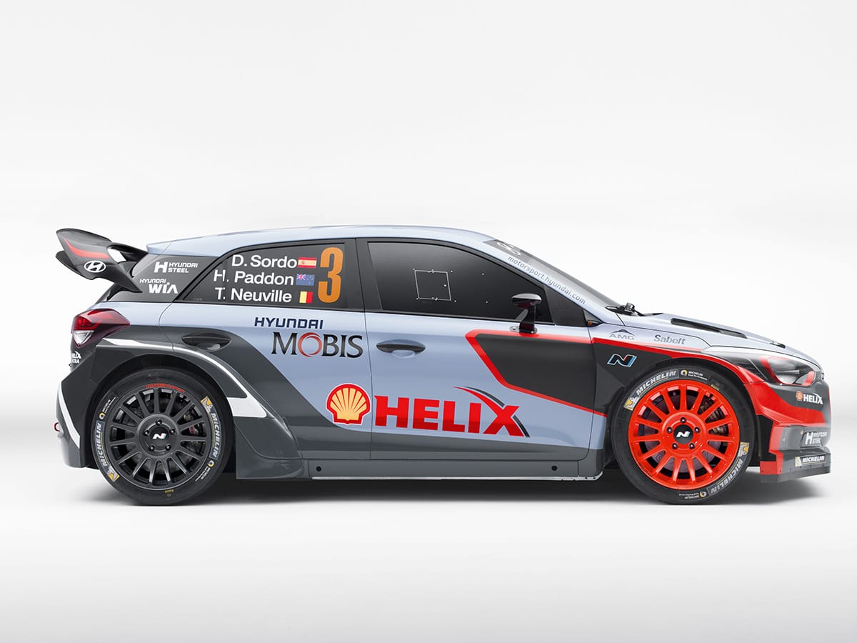 Hyundai presenta el nuevo WRC para 2016