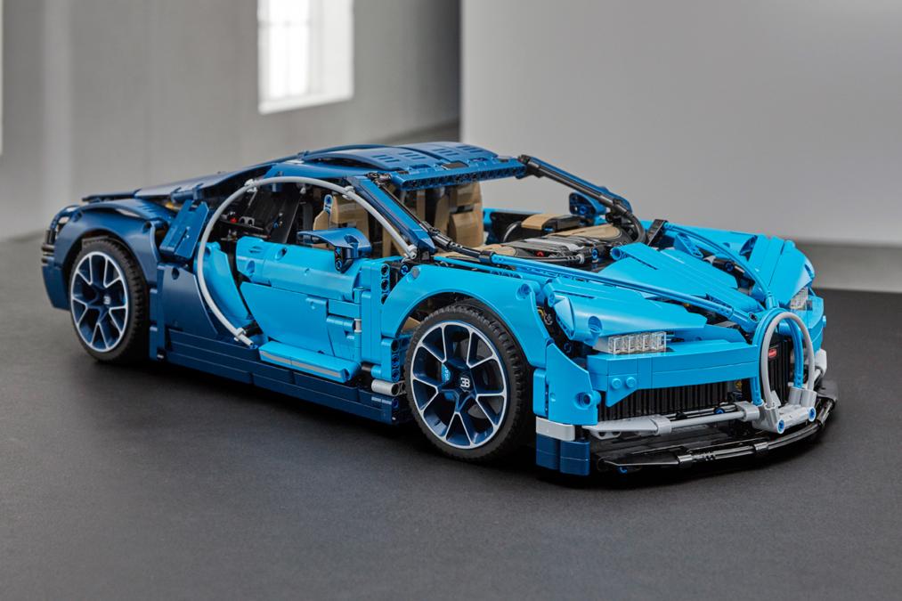 bugatti-chiron-lego