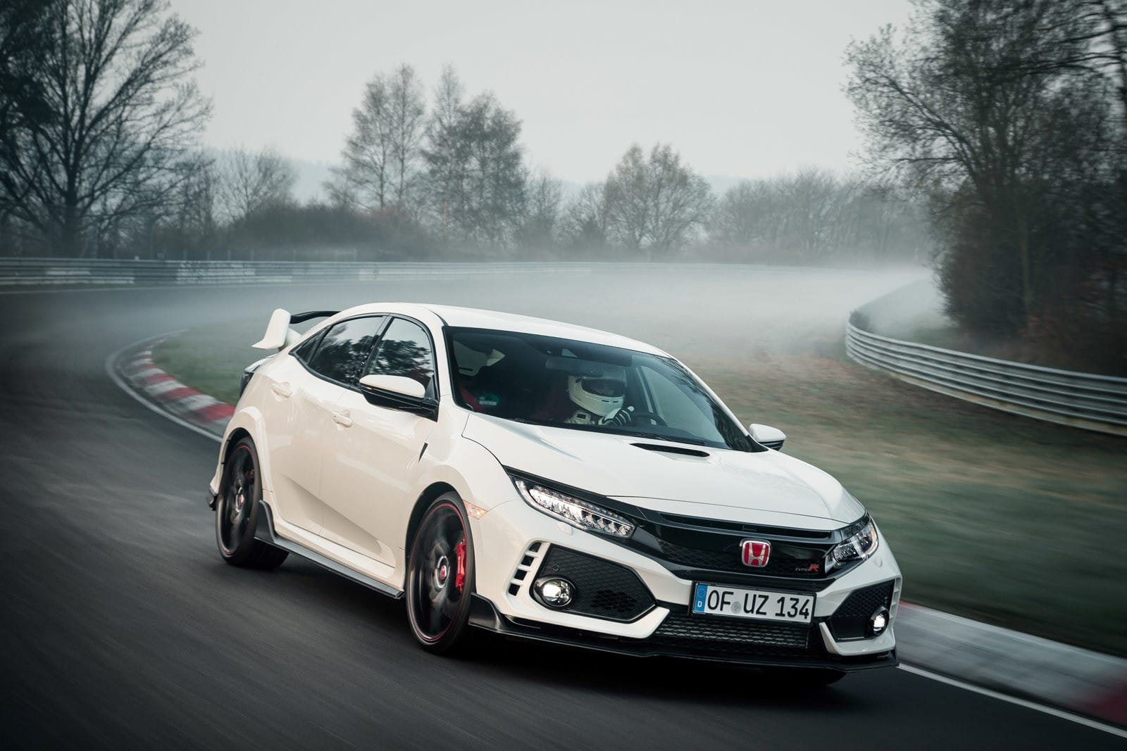 Honda Civic Type R: se proclama el coche más rápido de tracción delantera en Nordschleife