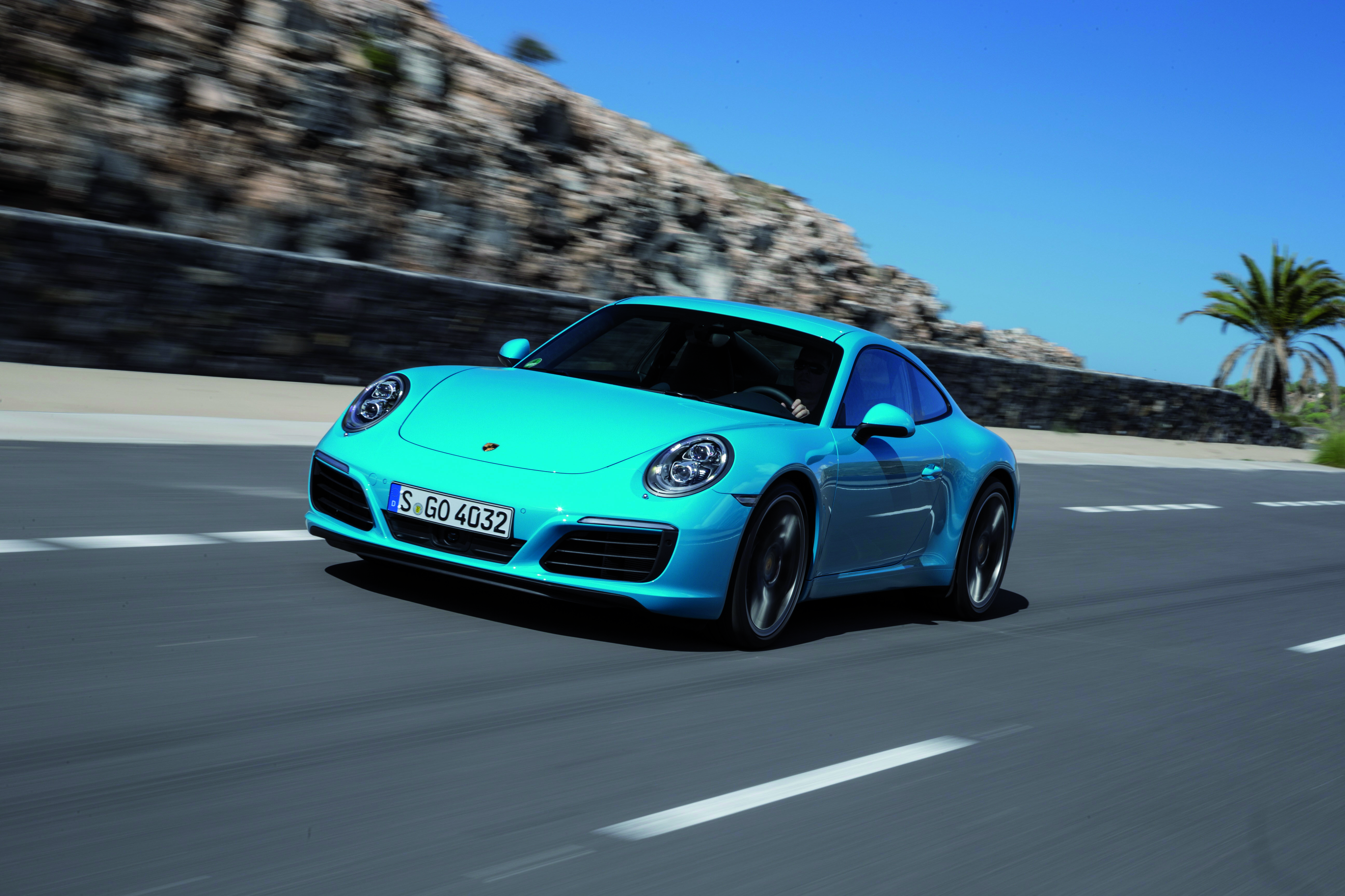 Porsche 911 2016 Blue Miami