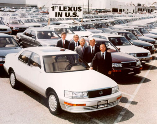 Lexus y su historia