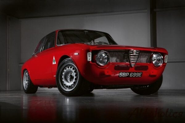 Top 10 Restomod Alfa GTA R