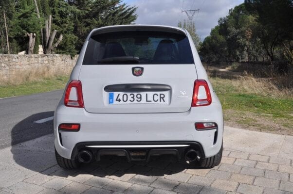 Abarth 595 Esseesse trasera