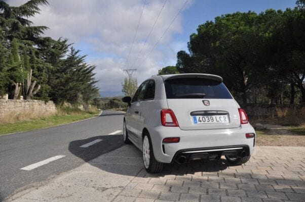 Prueba Abarth 595 Esseesse, el juguete de carreras