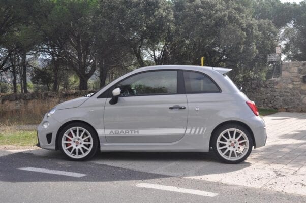 Abarth 595 Esseesse lateral