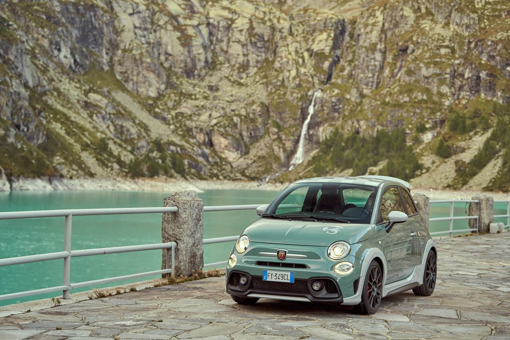 Abarth 695 70th Aniversario, 1949 unidades con el mejor veneno