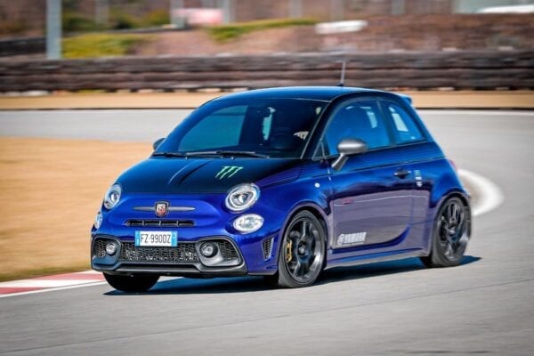 Abarth 595 Monster Energy Yamaha circuito