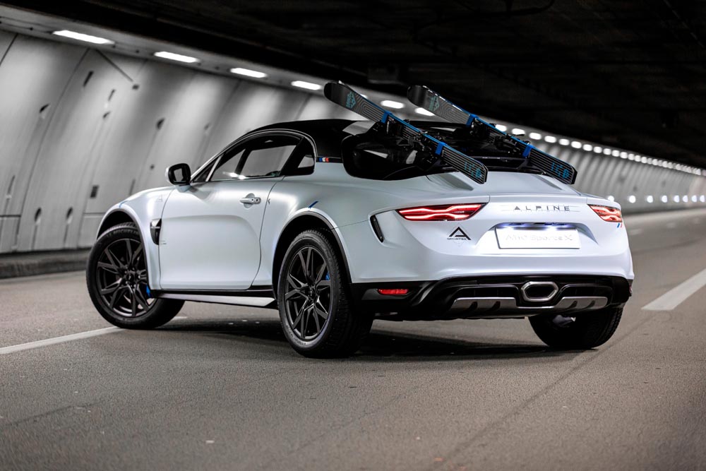 Alpine A110 SportsX, ¿te atreves a ir al campo con él?