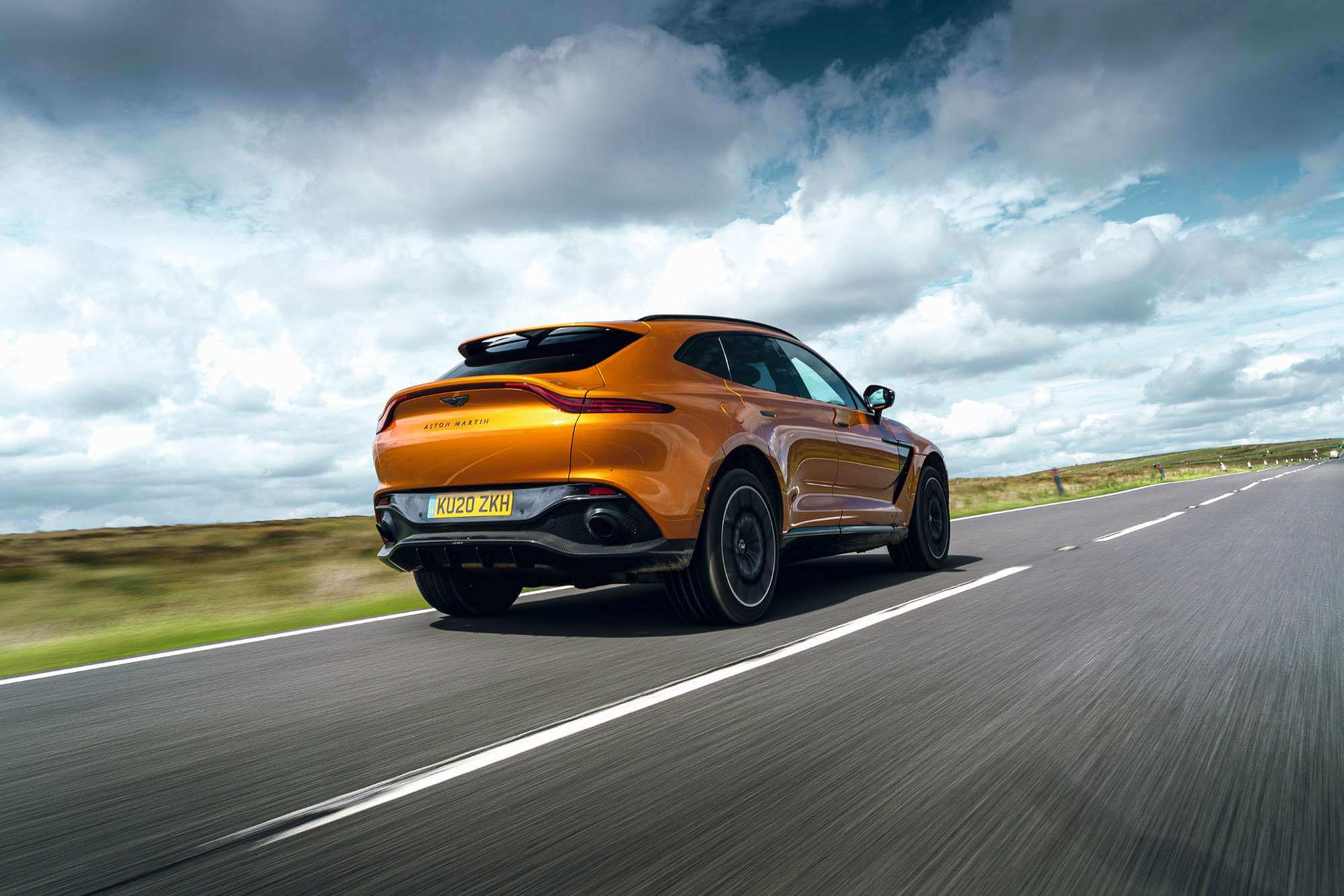 Aston Martin DBX