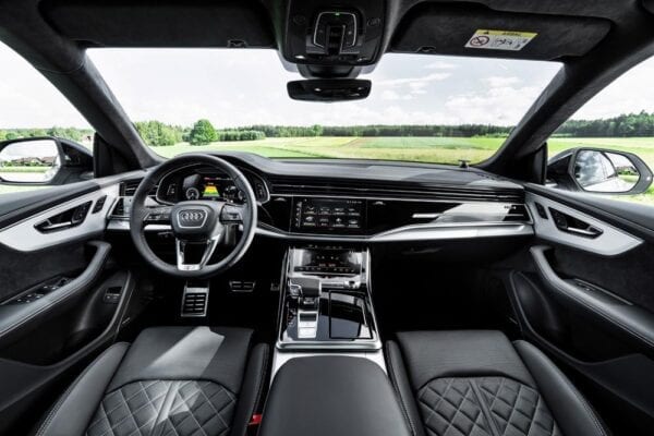 Audi Q8 TFSI e interior